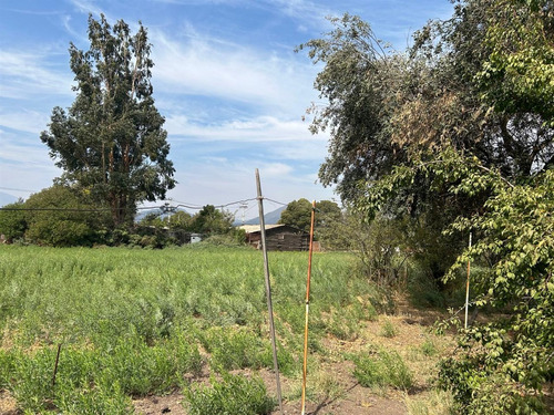 Casa En Venta De 4 Dorm. En Llallay A Metros Del Centro Civi