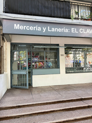 Mercería Y Lanería Con Taller De Costura Totalmente Equipada A Una Cuadra De La Rambla Pocitos