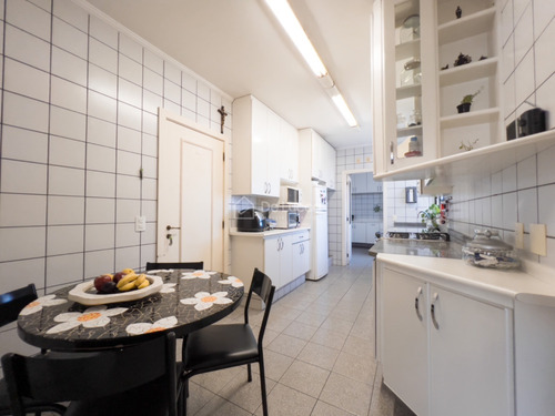 Imagem 13 de 30 de Apartamento À Venda Em Cambuí - Ap011213