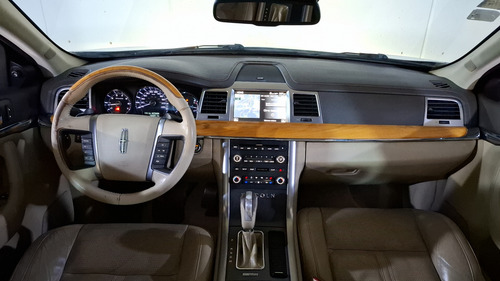 Lincoln MKS 3.7 V6 AT