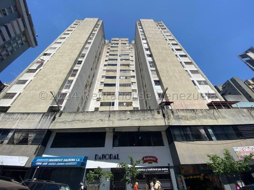 Vende Apartamento La Candelaria At24-21610