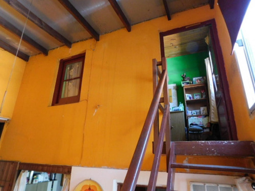 Imagen 6 de 15 de Casa De 3 Dormitorios Sobre Cnel Raíz A Pasitos De Aparicio Saravia (centro Comercial)