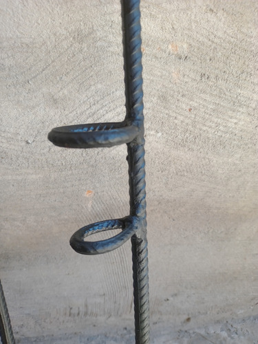 Soporte Para Caña De Pescar Hierro Pintado 57 X 4 Cm. (Usado)