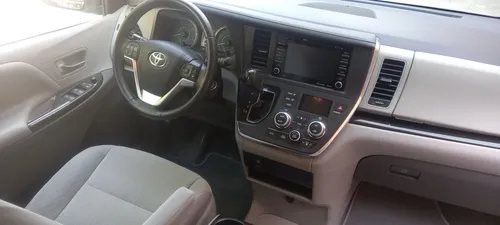 Toyota Sienna 3.5 Xle At