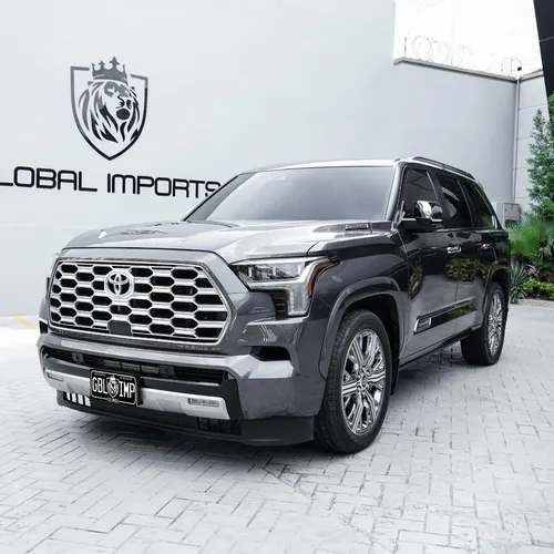 Toyota Sequoia Capstone