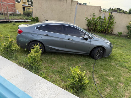 Chevrolet Cruze 1.4 ltz mt sedan