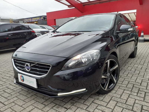 Volvo V40 T4