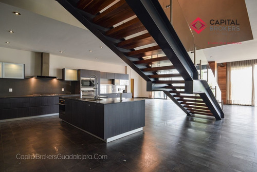 Imagen 16 de 30 de Casa De Lujo En Venta - Renta Con Alberca Fracc Gran Jardín