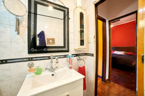 Venta - Casa - 6 Ambientes - Quincho - Patio - Barracas