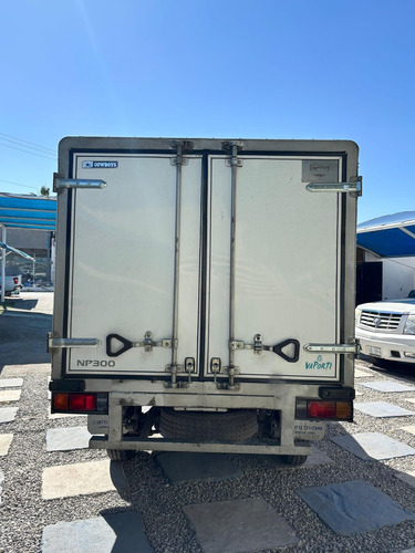 Nissan NP300 2.5 Diesel Chasis 4x2 Mt