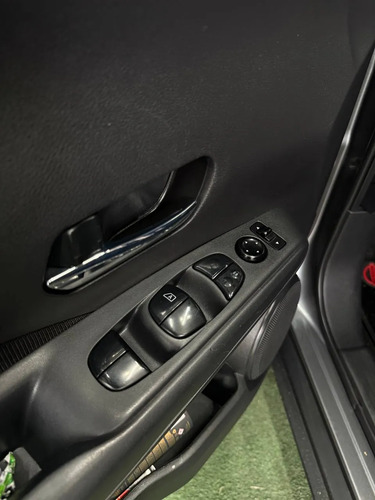 Nissan Kicks 1.6 Sense