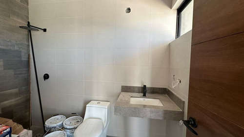 Quinta En Venta En Los Portales, Gral. Zuazua