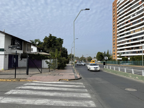 Local Con 2 Pisos Independientes, Ubicación Con Fácil Acceso
