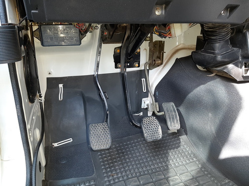 Imagen 8 de 21 de Suzuki Samurai 1.3 Inyeccion Lona