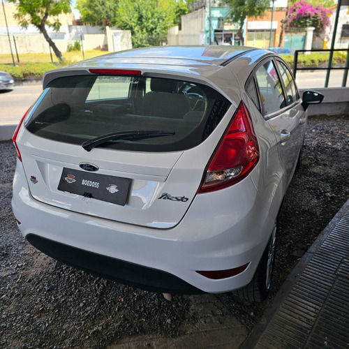 Ford Fiesta Kinetic 1.6 Se 120cv
