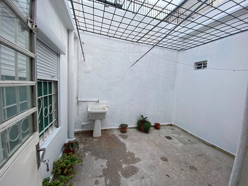 Imagen 12 de 15 de Venta De Casa En Malvin Sur 2 Dormitorios Con Renta
