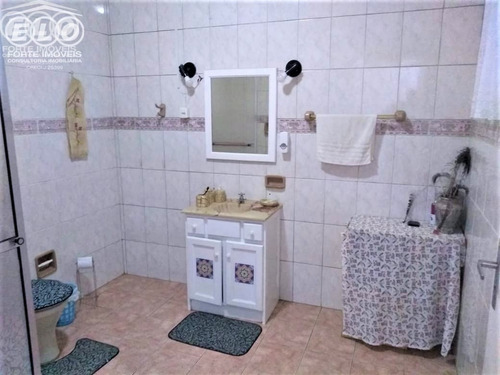 Linda Chácara Com Boa Localização, E Facilidade De Acesso Ao Centro Comercial Da Cidade, Local Com Muita Área Verde E Qualidade De Vida Com A Natureza - Ch00367 - 34367189