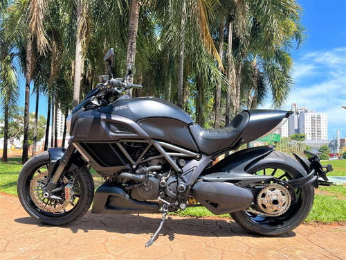 Imagem 10 de 11 de Ducati Diavel Dark Abs