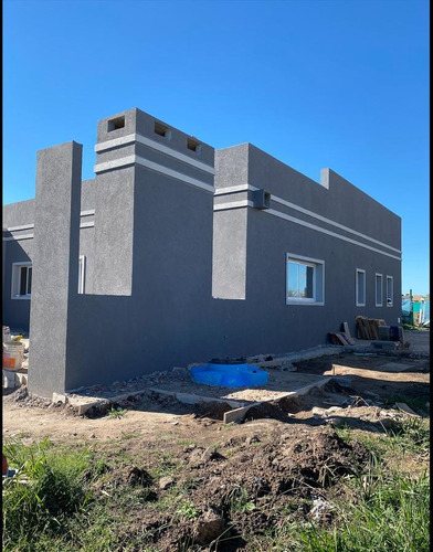 Imagen 2 de 5 de Casa En Venta A Estrenar - Club De Campo San Lucas - Oportunidad!!!!!