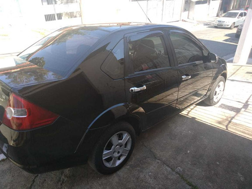 Ford Fiesta Sedan 1.6 Flex 4p 2007