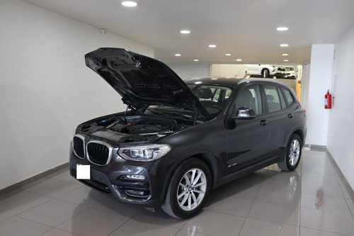 BMW X3 2.0 sDrive20iA At