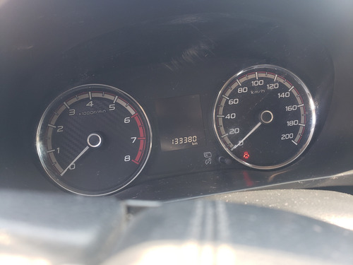 Mitsubishi L200 2.4 Cabina Doble 4x2 Mt