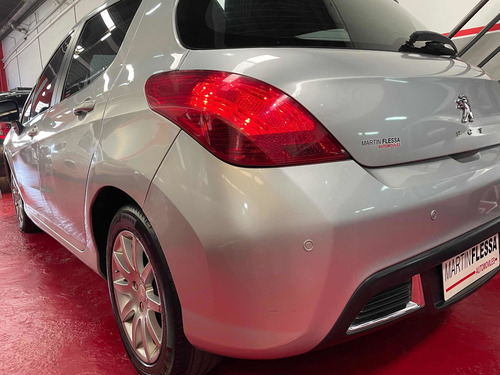 Imagen 14 de 14 de Peugeot 308 2015 1.6 Allure Nav 115cv