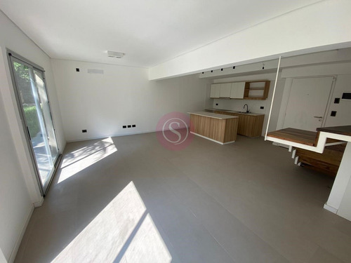 Casa En Venta En Benavidez, Tigre, G.b.a. Zona Norte
