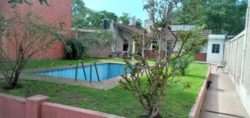 Imagen 3 de 18 de Casa Con 2 Departamentos En Marcos Paz