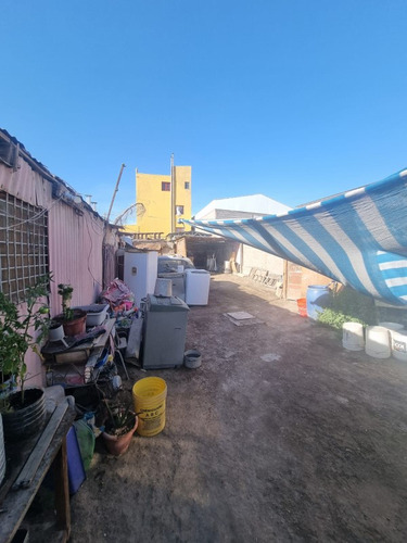 Se Vende Amplio Terreno En Excelente Sector