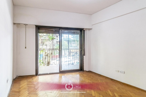 Venta Casa 4 Ambientes Local 246m² Construidos Sobre Terreno De 95m² Usaa 821m² Vendibles