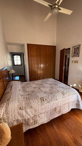 Amplia Casa En Guadalupe Este