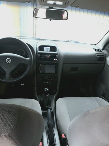 Imagem 8 de 14 de Chevrolet Astra 2.0 Expresion