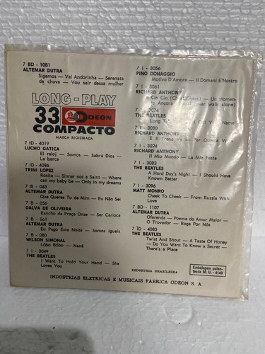 The Beatles Yesterday Compacto Raro Estandar (Usado)