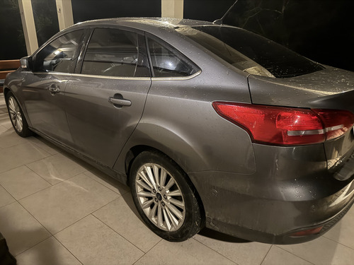 Ford Focus III 2.0 Sedan Titanium At6