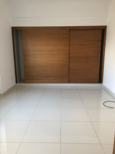 Alquilo Apartamento De 2 Habitaciones En Bella Vista