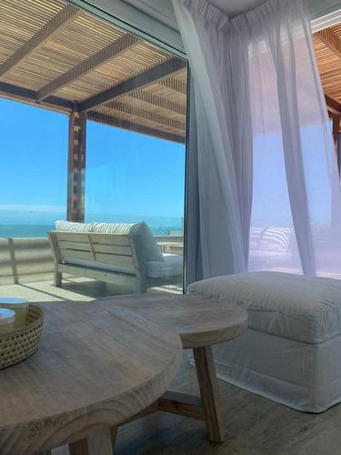 Apartamento En Venta De 2 Dormitorios En Posta Del Cangrejo