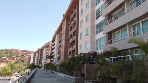 Se Vende Hermoso Apartamento De 125 Mts², Con Vista Al Ávila En Escampadero Municipio Baruta. Mdf 