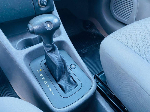 Imagem 13 de 15 de Chevrolet Zafira 2.0 Mpfi Expression 8v Flex 4p Automático