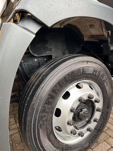 Vw 24280 Ano 2015 Com Ar Condicionado