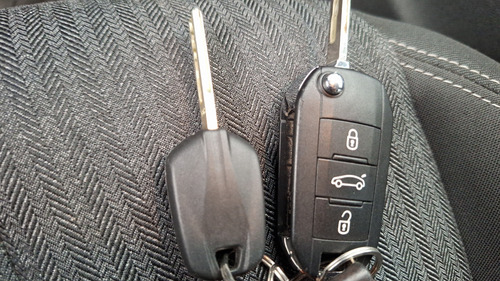 Peugeot 208 1.2 Puretech 75Hp Style