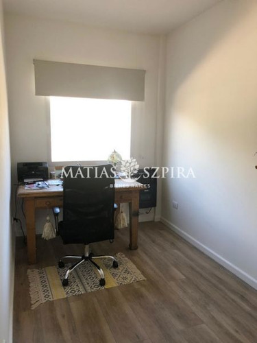 Imagen 12 de 27 de Casa En Venta En Villa Udaondo