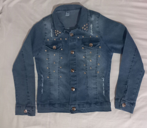 Campera Jean Elastizada Con Tachas Y Roturas Nena Talle 14