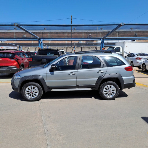 Imagen 3 de 16 de Fiat Palio Weekend Adventure 1.6 16v 2016