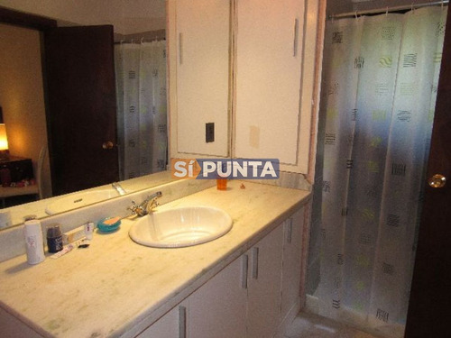 Imagen 5 de 5 de Apartamento En Alquiler Anual
