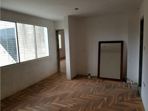 Vendo Quinta 1562m2 Const 3h+s/3.5b+s/10p Bosques De La Lagunita 8526