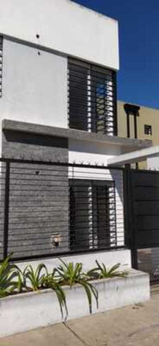 Excelente Duplex En Venta, El Pato, Berazategui