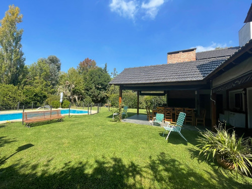 Imagen 18 de 30 de Casa 5 Ambientes Con Piscina La Tradicion
