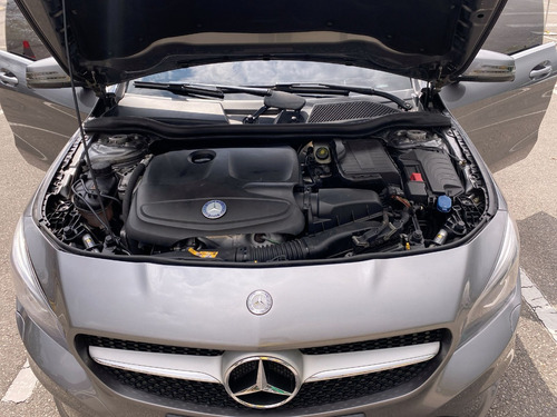 Mercedes Benz Cla200 1.6 At 2014