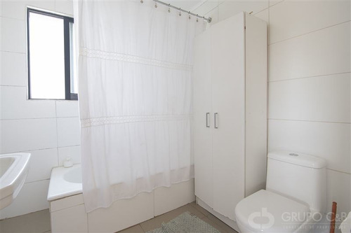 Imagen 9 de 14 de Casa En Venta 4 Dorm Más Jardín. Las Condes/las Tranqueras
